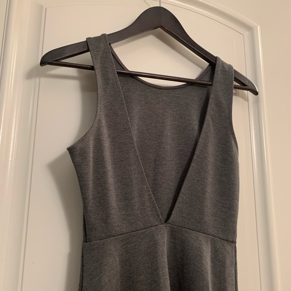 Grey Open-Back Dress - Picture 2 of 3